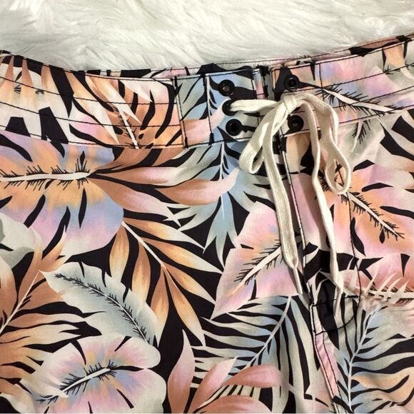 NWT Billabong ‘Postcards From Paradise’ Lace-up - Swim Bottoms Size 9 (Juniors) - Picture 8 of 13